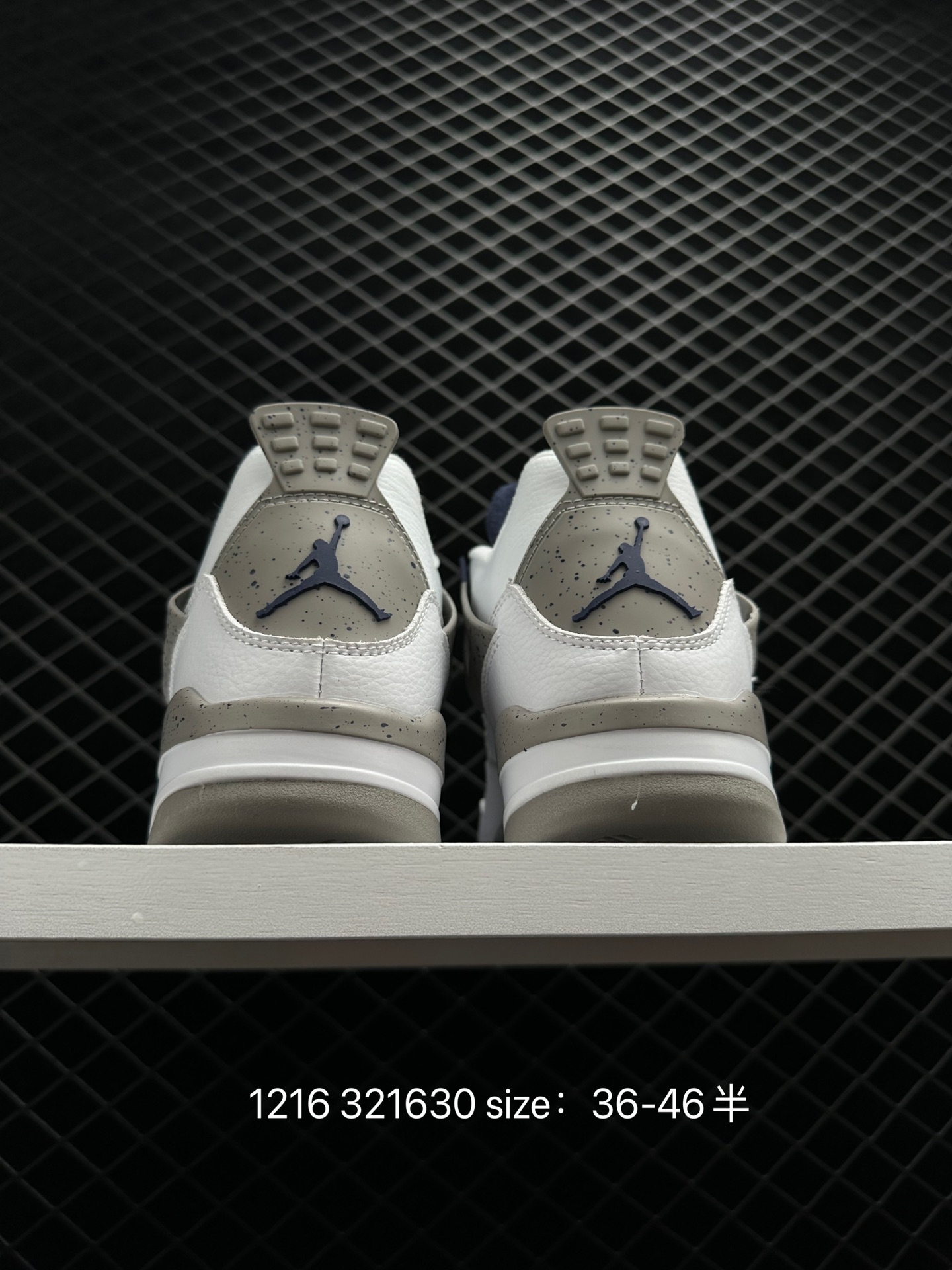 Air Jordan 4 Retro OG 